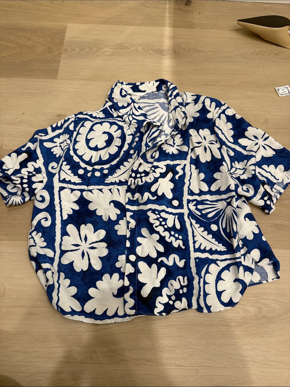 Women's Blue & White Floral Button-Front Top and matching shorts